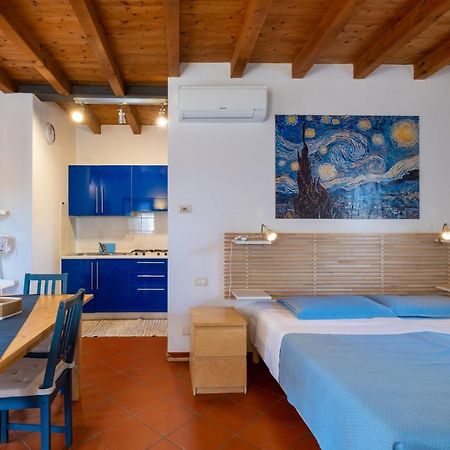 Corte Roveggia - Monolocale Van Gogh Werona Zewnętrze zdjęcie